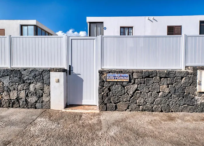 Flaminia - Jacuzzi And Foosball - Just 400m From The By Lanzarote Puerto del Carmen (Lanzarote)