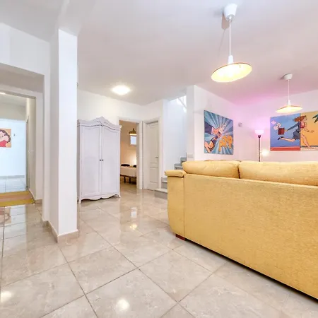 فيلة Flaminia - Jacuzzi And Foosball - Just 400m From The By Lanzarote