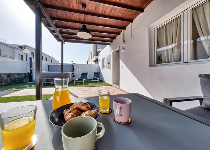 Flaminia - Jacuzzi And Foosball - Just 400m From The By Lanzarote فيلة *